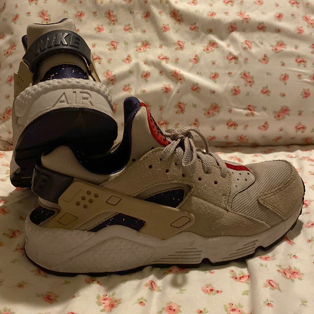 Men’s Nike Huarache Space Running Shoe 8.5